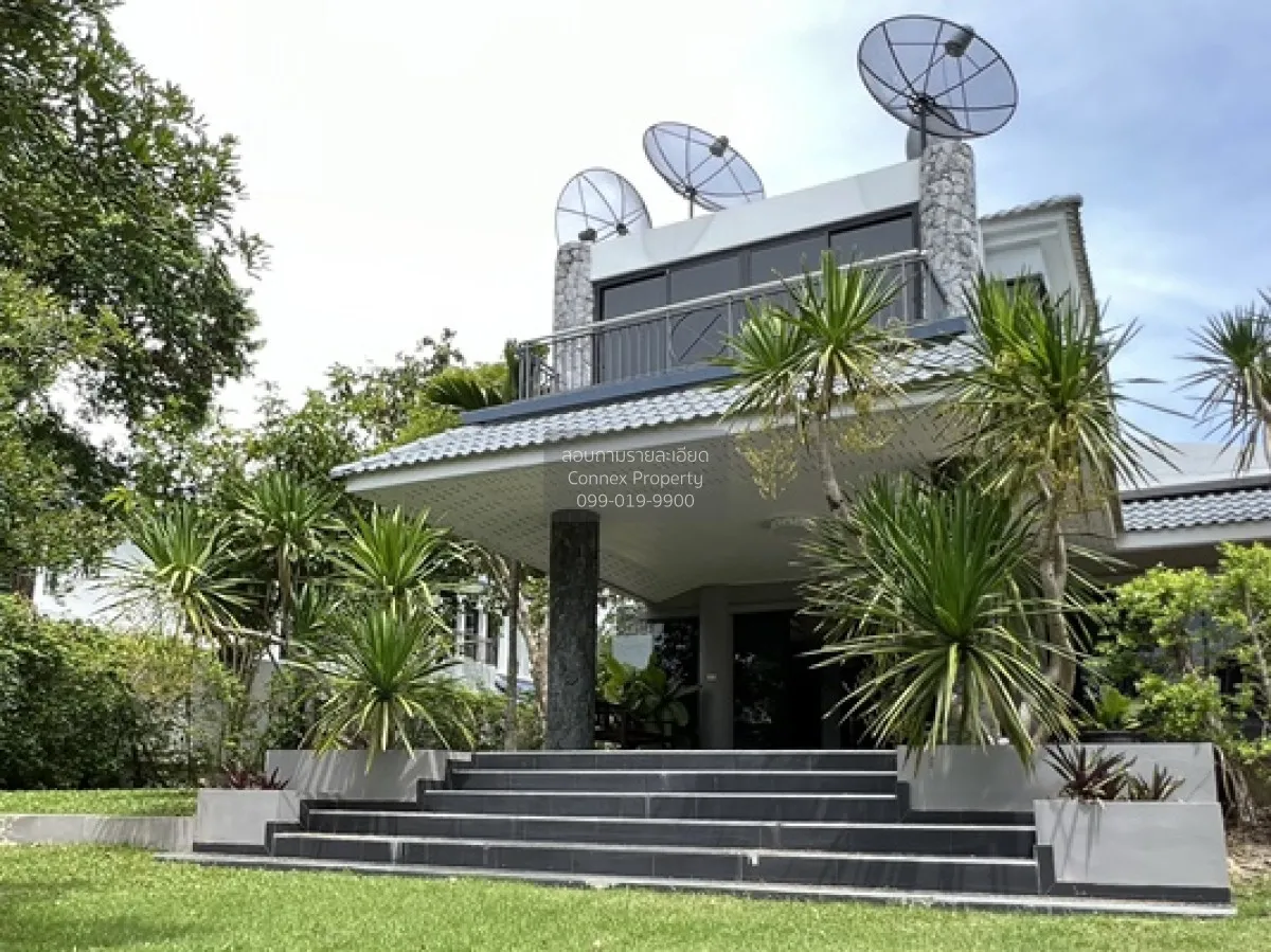 For Sale House , Jomtien Yacht Club 3 , nice view , river view , 