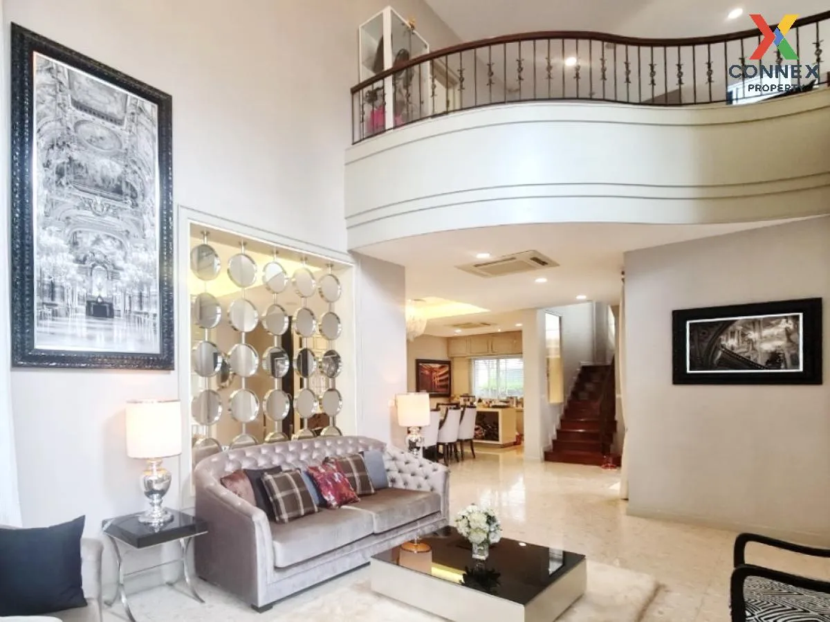 ขายบ้าน  แกรนด์ บางกอก บูเลอวาร์ด รัชดา-รามอินทรา 2 ชั้นสูง หน้าก