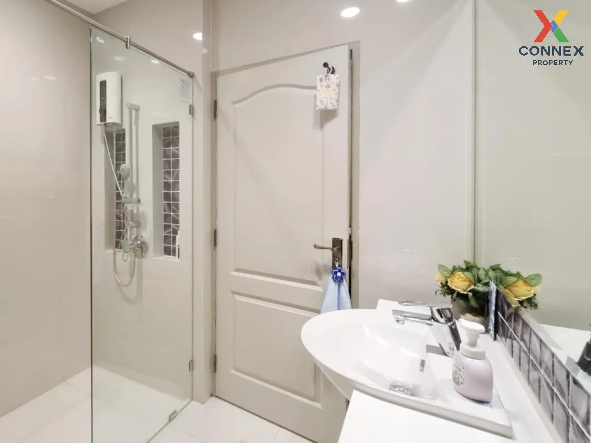 ขายบ้าน  แกรนด์ บางกอก บูเลอวาร์ด รัชดา-รามอินทรา 2 ชั้นสูง หน้าก