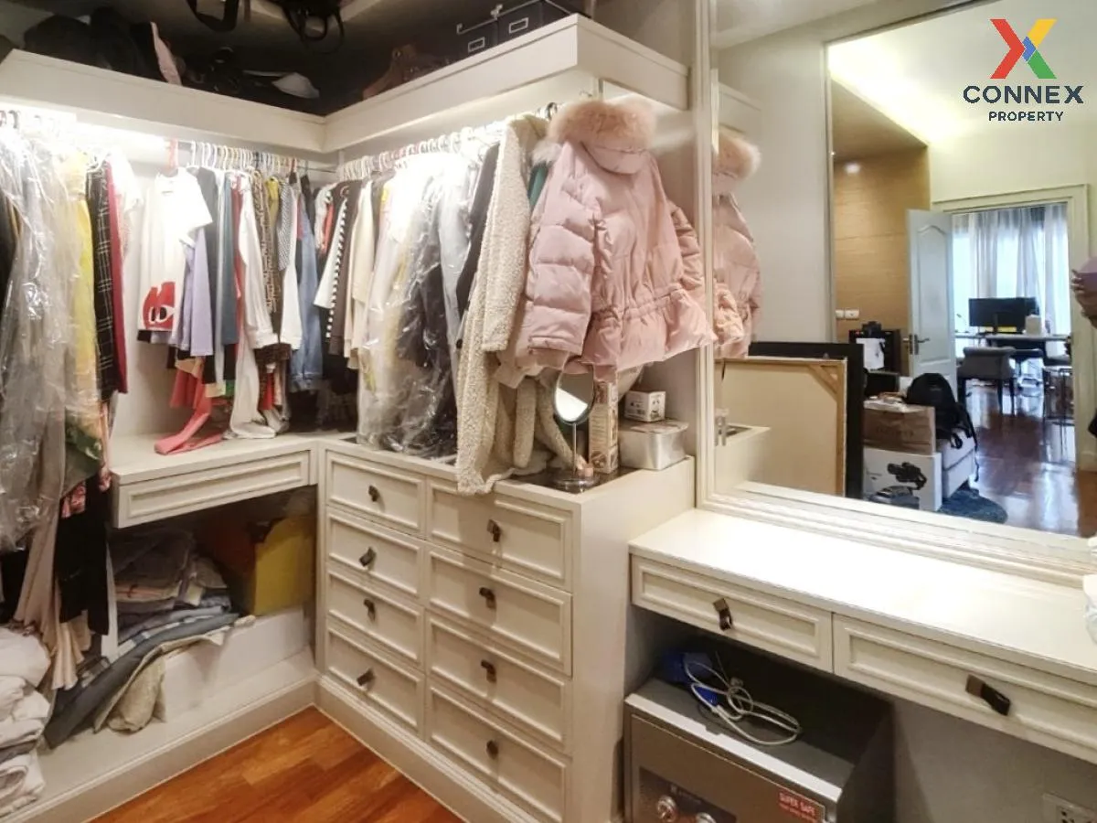 ขายบ้าน  แกรนด์ บางกอก บูเลอวาร์ด รัชดา-รามอินทรา 2 ชั้นสูง หน้าก