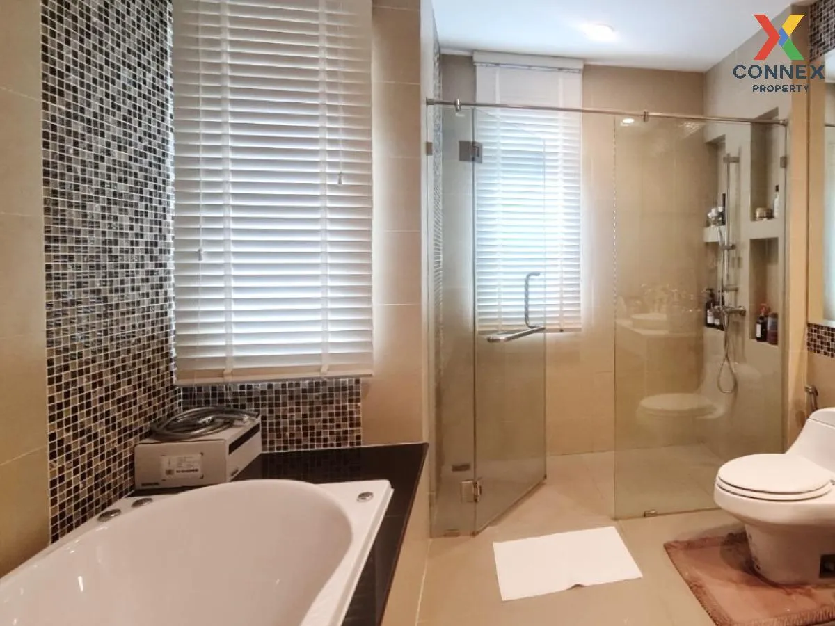 ขายบ้าน  แกรนด์ บางกอก บูเลอวาร์ด รัชดา-รามอินทรา 2 ชั้นสูง หน้าก