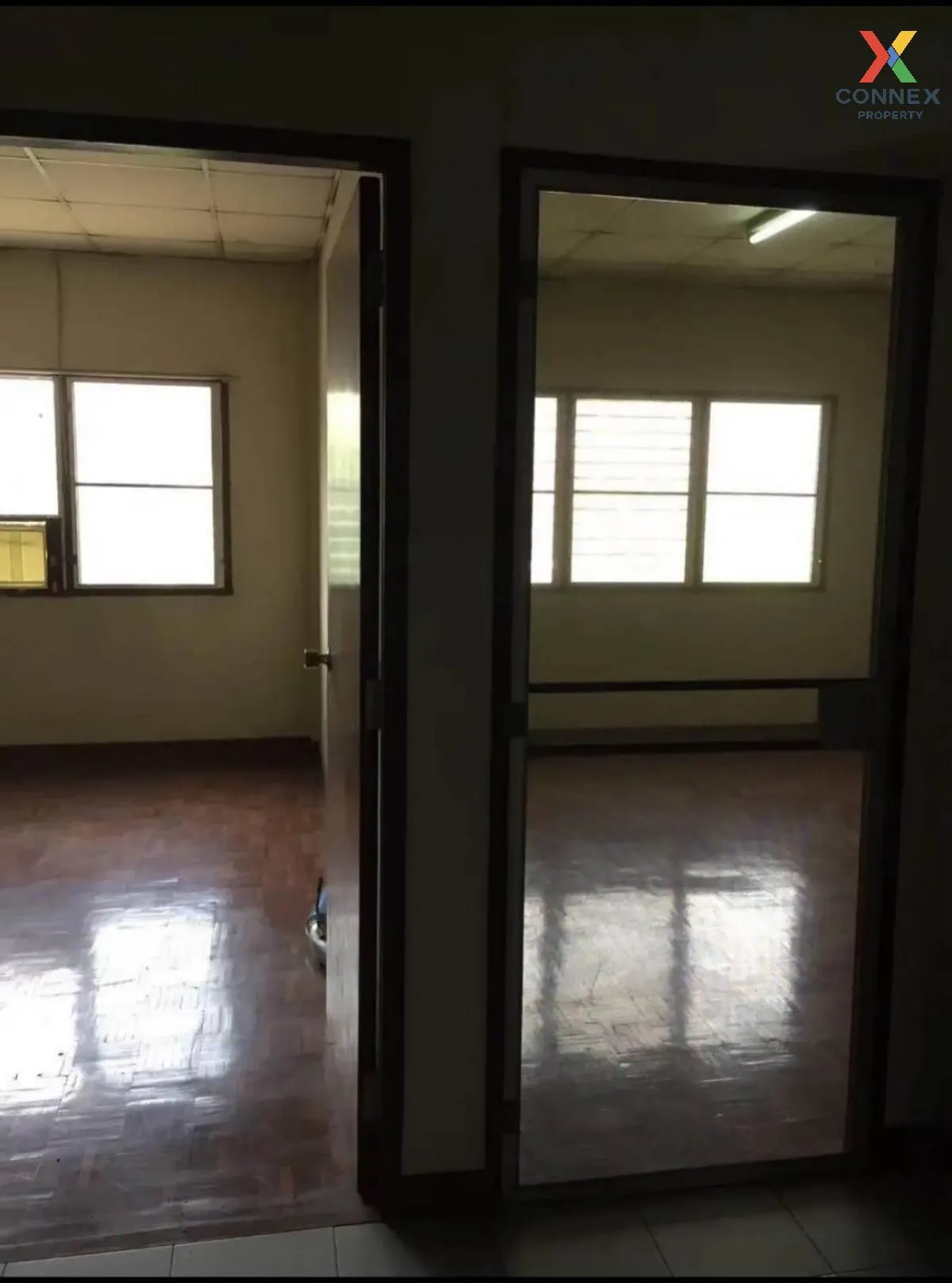 ขายทาวน์เฮ้าส์/ทาวน์โฮม  หมู่บ้านถาวรวิลล่า BTS-สายหยุด อนุสาวรีย