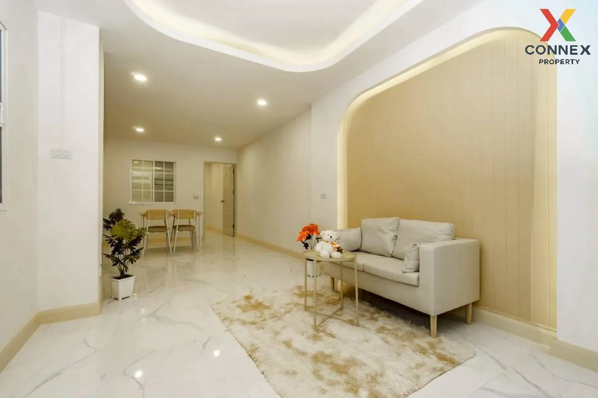 ขายทาวน์เฮ้าส์/ทาวน์โฮม  บ้านบัวทอง 4 บ้านกล้วย-ไทรน้อย รีโนเวทให 2