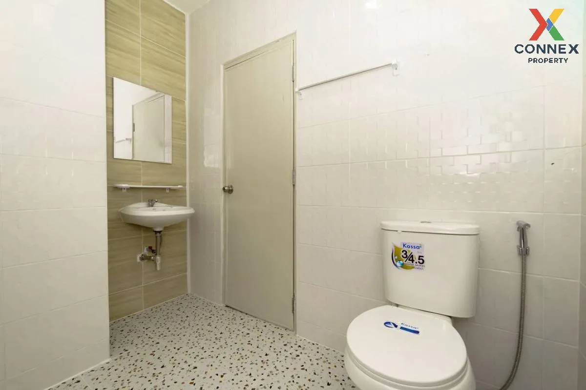 ขายทาวน์เฮ้าส์/ทาวน์โฮม  บ้านบัวทอง 4 บ้านกล้วย-ไทรน้อย รีโนเวทให