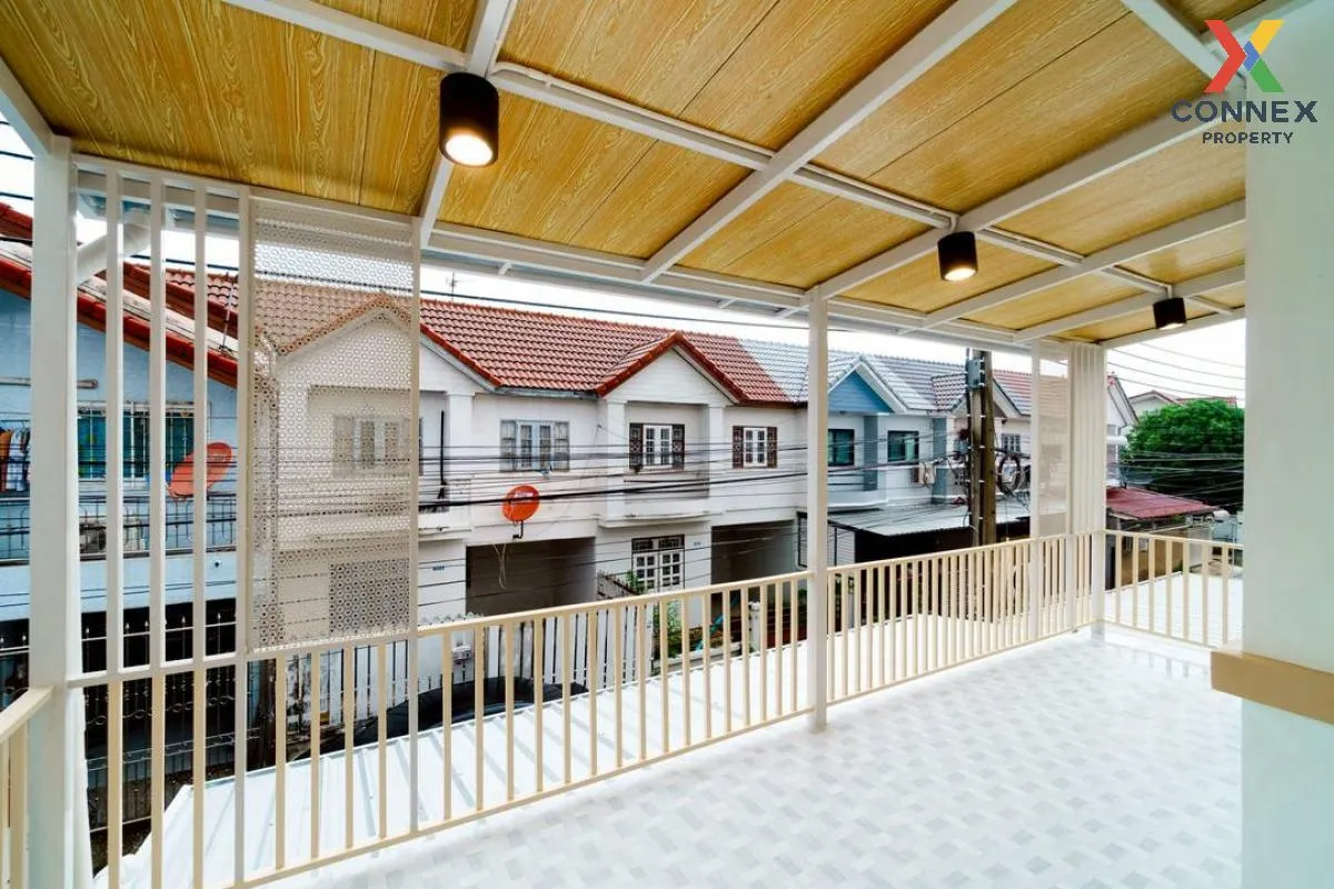 ขายทาวน์เฮ้าส์/ทาวน์โฮม  บ้านบัวทอง 4 บ้านกล้วย-ไทรน้อย รีโนเวทให