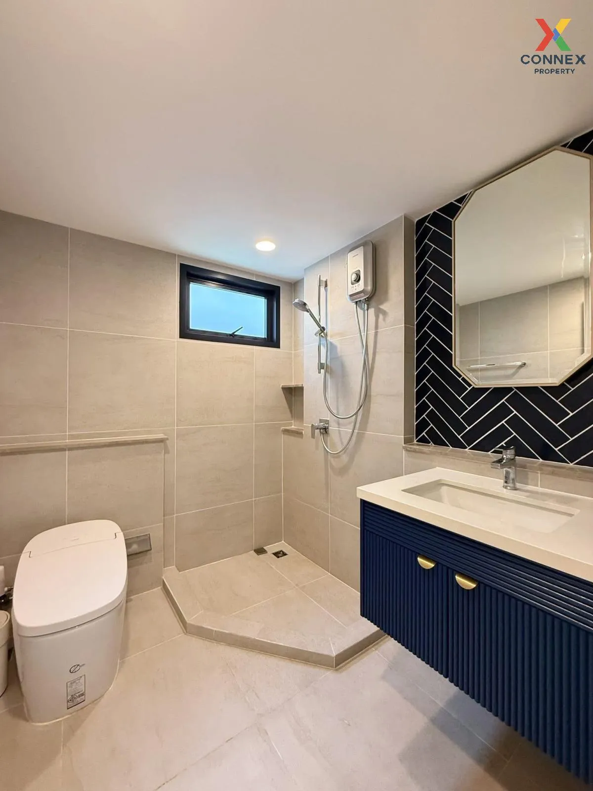 เช่าบ้าน  เศรษฐสิริ เสรีไทย ห้องมุม MRT-นพรัตนราชธานี คันนายาว เข