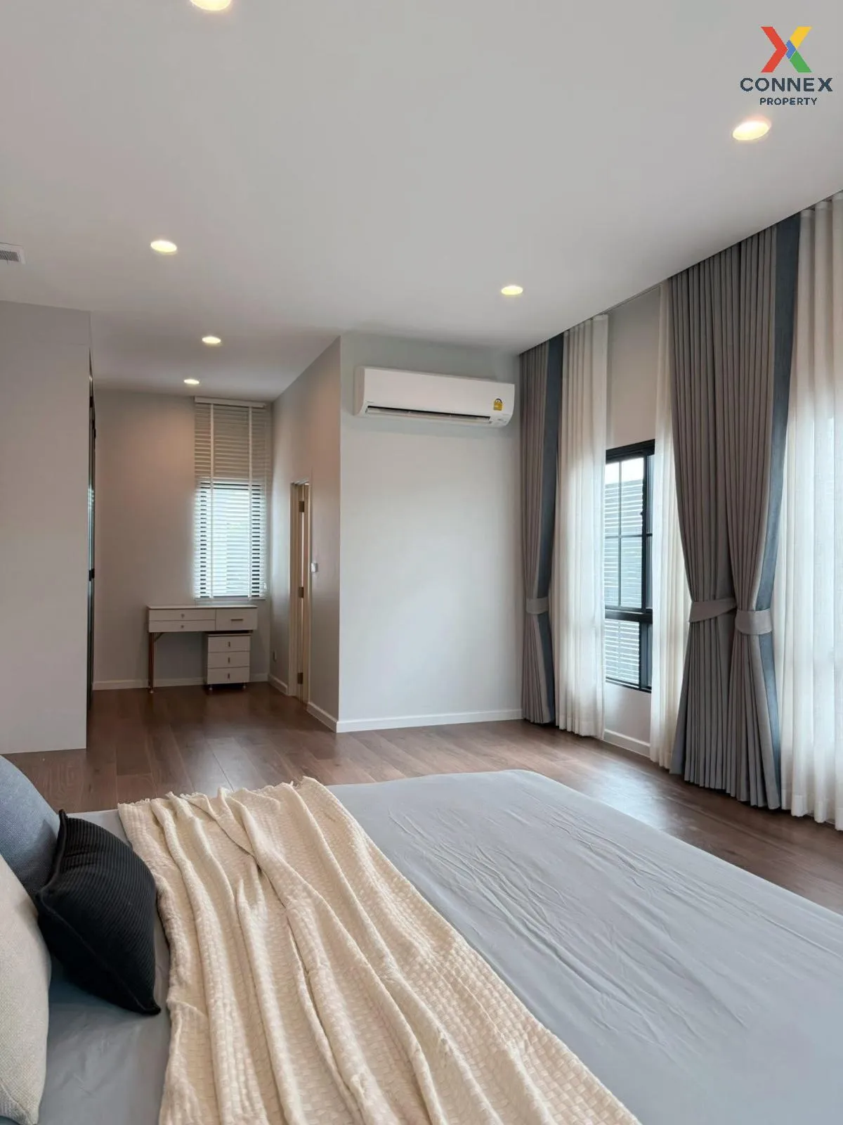 เช่าบ้าน  เศรษฐสิริ เสรีไทย ห้องมุม MRT-นพรัตนราชธานี คันนายาว เข