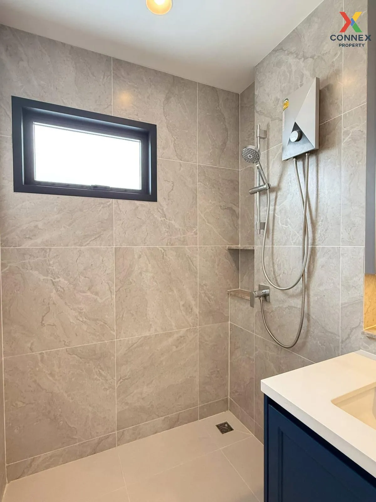 เช่าบ้าน  เศรษฐสิริ เสรีไทย ห้องมุม MRT-นพรัตนราชธานี คันนายาว เข