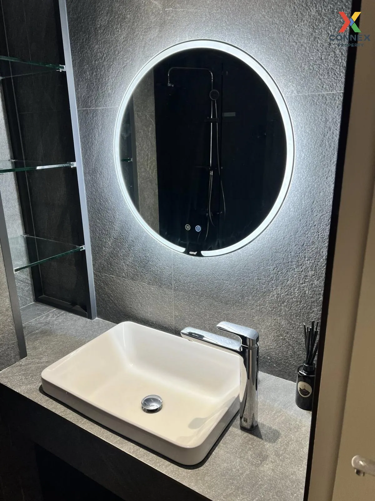 เช่าคอนโด  เดอะ โคลเวอร์ ทองหล่อ BTS-ทองหล่อ คลองตันเหนือ เขต วัฒ