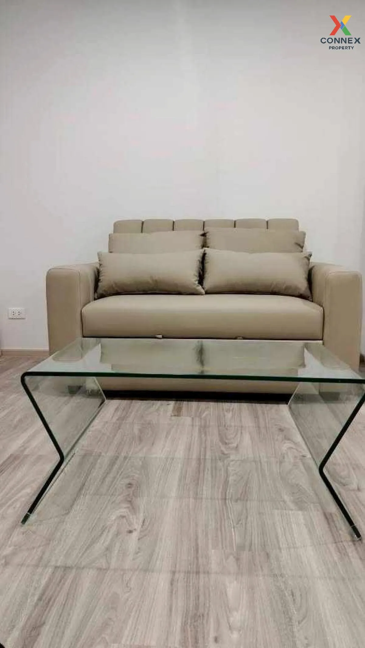 เช่าคอนโด  รีเจ้นท์ โฮม บางนา (โครงการใหม่) ชั้นสูง รีโนเวทใหม่ บ