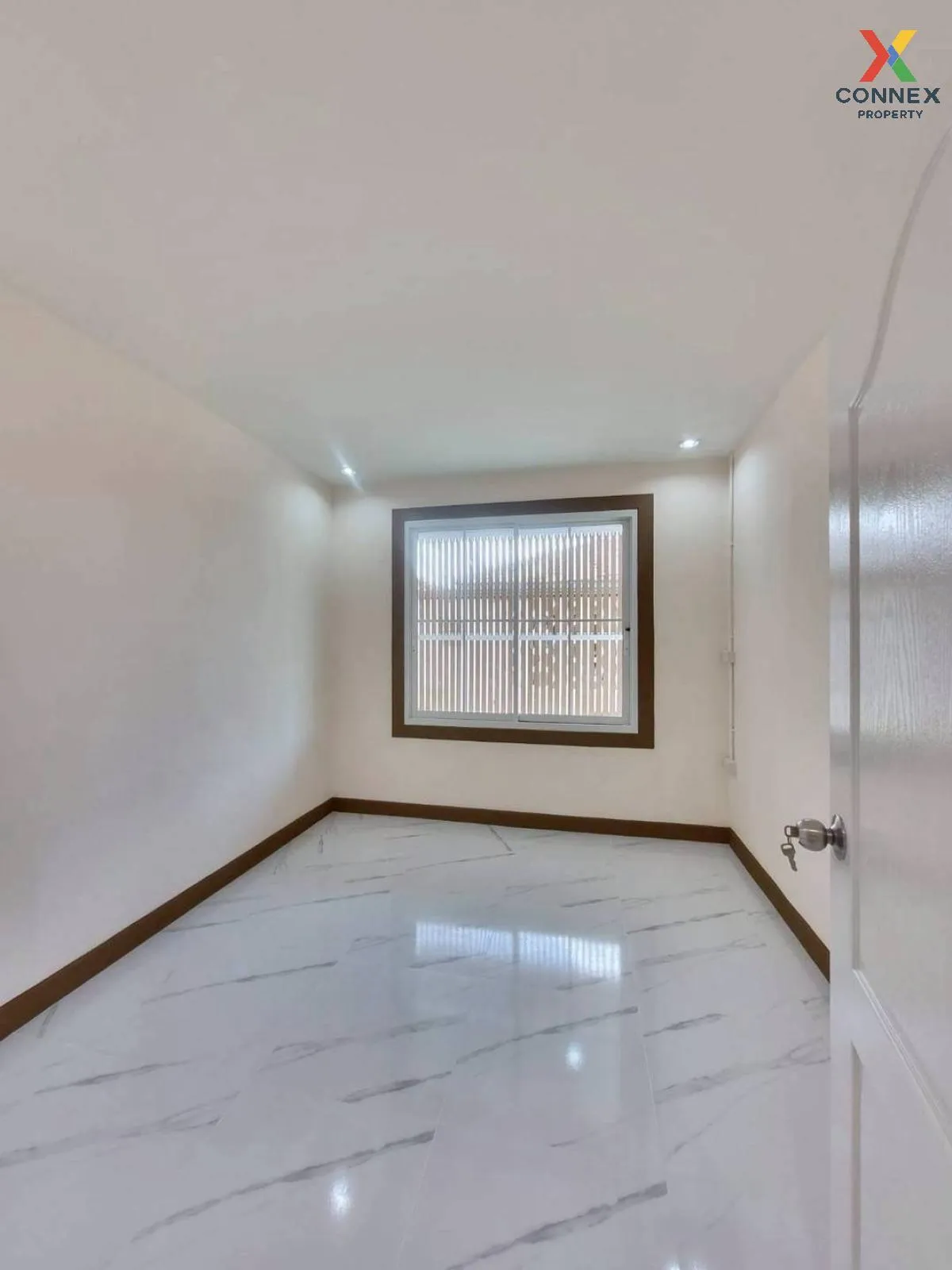 ขายทาวน์เฮ้าส์/ทาวน์โฮม  บ้านพฤกษา 3 บางบัวทอง รีโนเวทใหม่ บางคูร