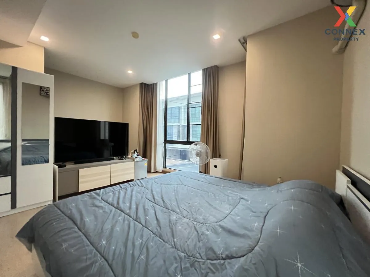 Townhome, corner unit, SMART HOME, solar cells, Patio Phahonyothi