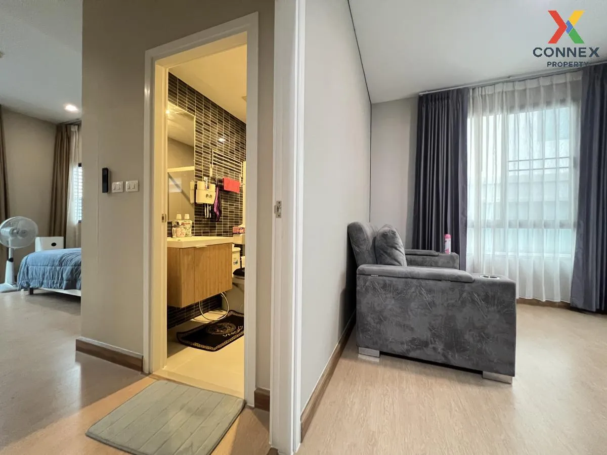 Townhome, corner unit, SMART HOME, solar cells, Patio Phahonyothi