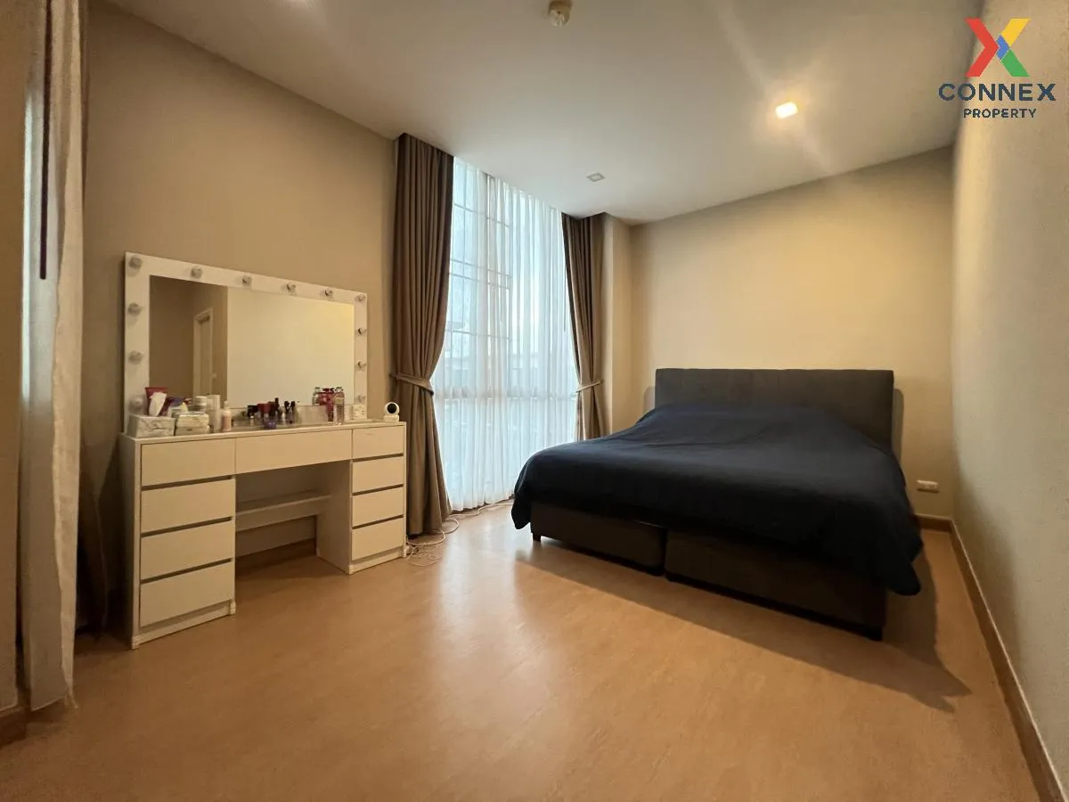 Townhome, corner unit, SMART HOME, solar cells, Patio Phahonyothi