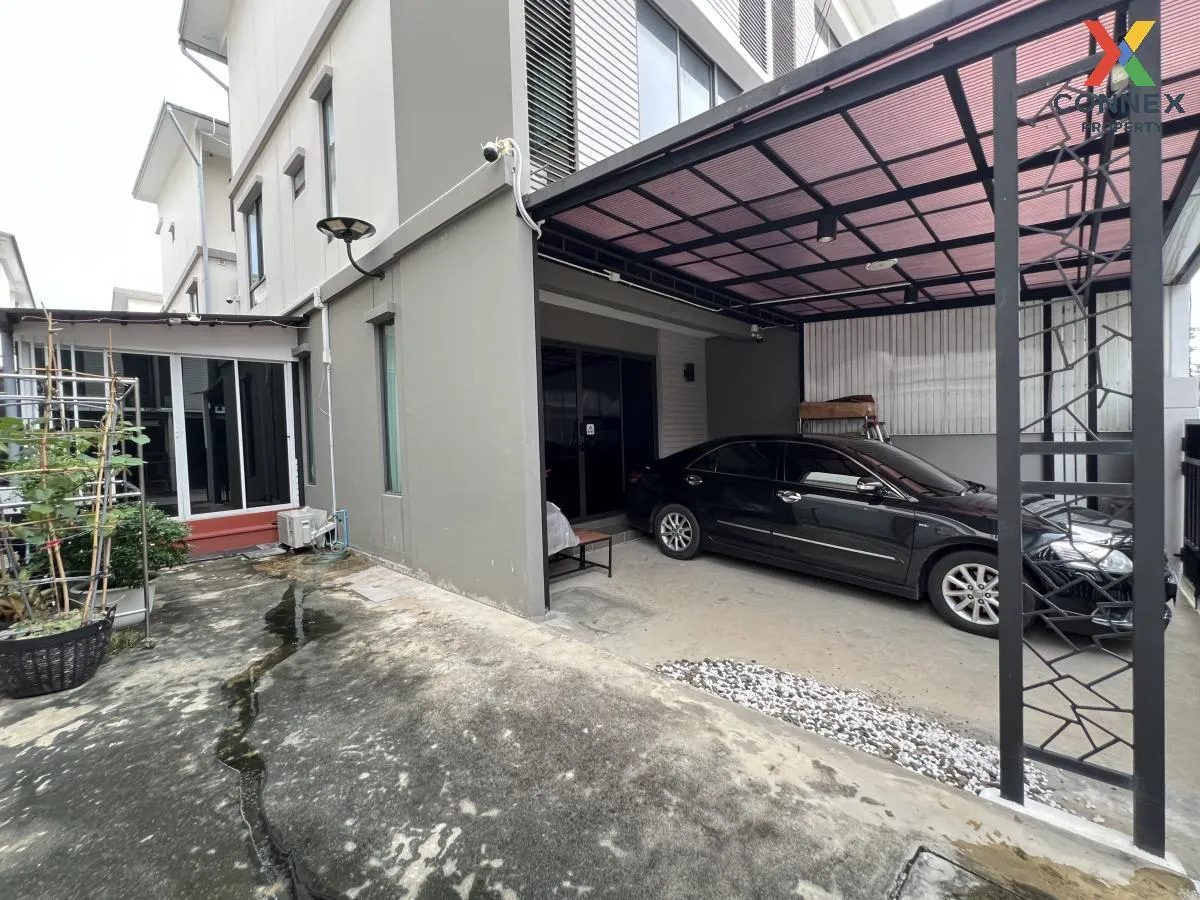 Townhome, corner unit, SMART HOME, solar cells, Patio Phahonyothi