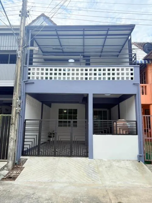 For Sale Townhouse/Townhome  , Bodinraksa 2 , newly renovated , Tha Raeng , Bang Khen , Bangkok , CX-136397