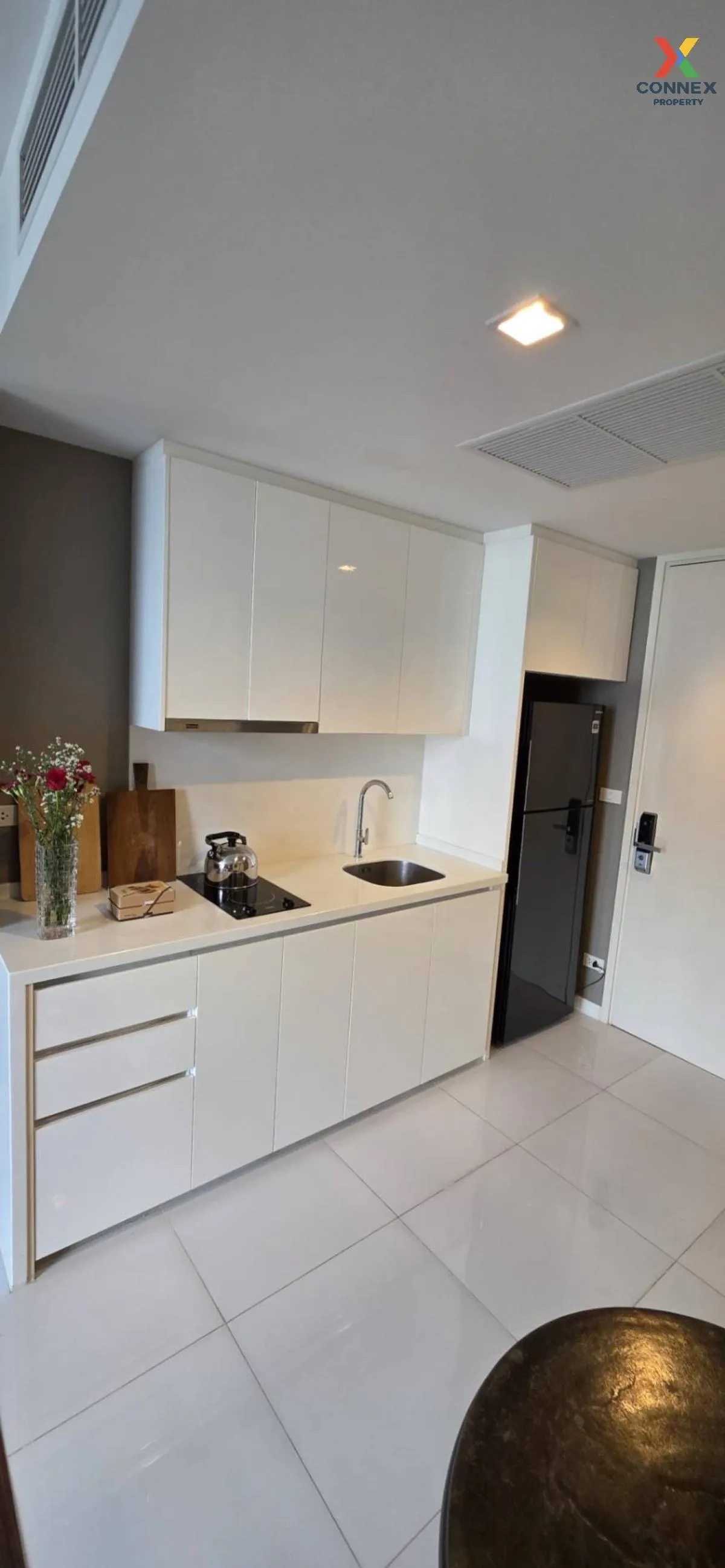 For Sale Condo , Nara 9 , high floor , newly renovated , BTS-Chon