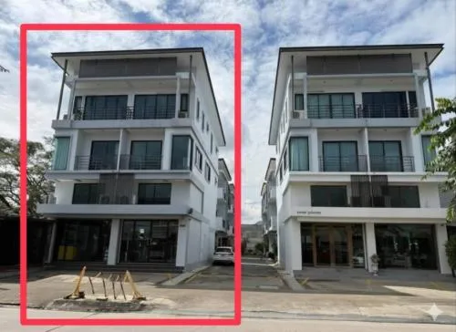 For Sale The Ricco Petchkasem​-Bangkae​ , high floor , corner unit , wide frontage , newly renovated , Khlong Khwang , Phasi Charoen , Bangkok , CX-136414