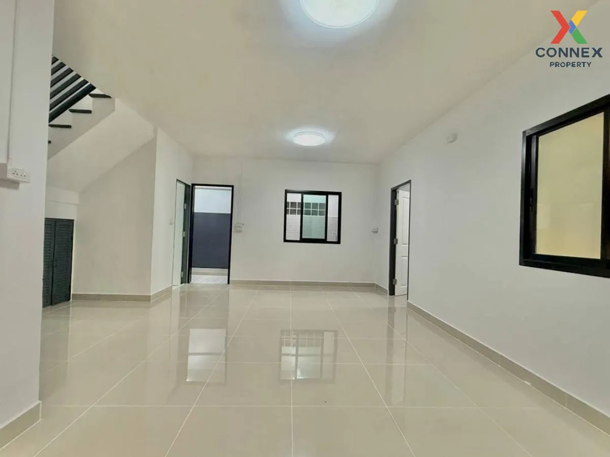 ขายทาวน์เฮ้าส์/ทาวน์โฮม  บ้านพฤกษา 38/1 บางกรวย - ไทรน้อย ห้องมุม