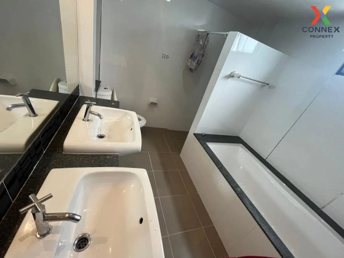 เช่าทาวน์เฮ้าส์/ทาวน์โฮม  ทรีโอ ร่มเกล้า วิวสวย ชั้นสูง หน้ากว้าง