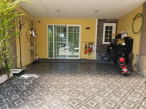 ขายทาวน์เฮ้าส์/ทาวน์โฮม  โกลเด้น ทาวน์ อ่อนนุช – พัฒนาการ ARL-บ้านทับช้าง ประเวศ เขต ประเวศ กรุงเทพ CX-136432