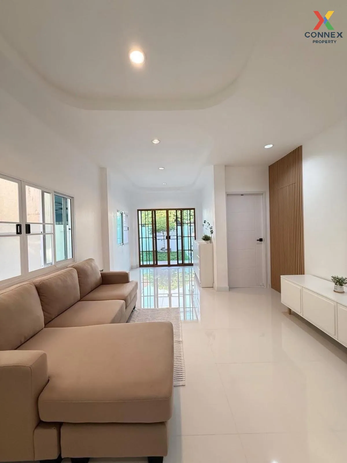 ขายทาวน์เฮ้าส์/ทาวน์โฮม  อมรทรัพย์ เลียบวารี รีโนเวทใหม่ โคกแฝด เ