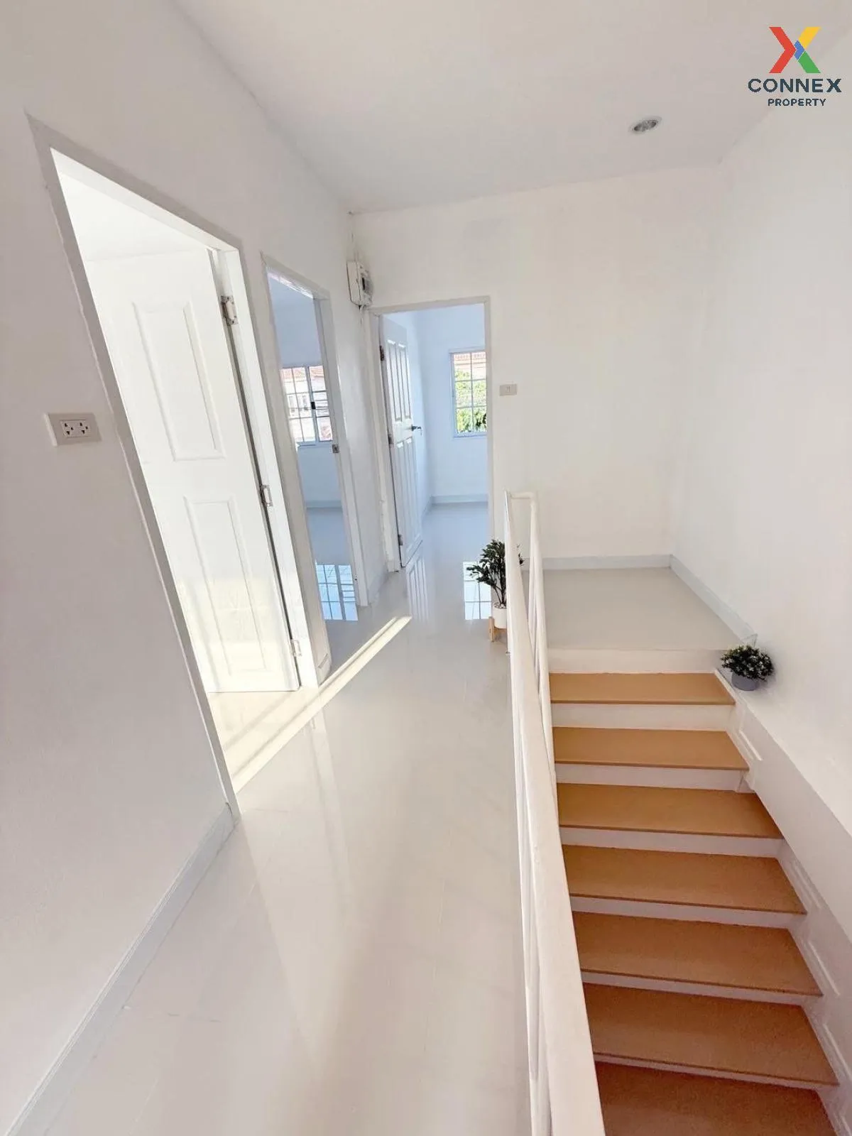 ขายทาวน์เฮ้าส์/ทาวน์โฮม  อมรทรัพย์ เลียบวารี รีโนเวทใหม่ โคกแฝด เ