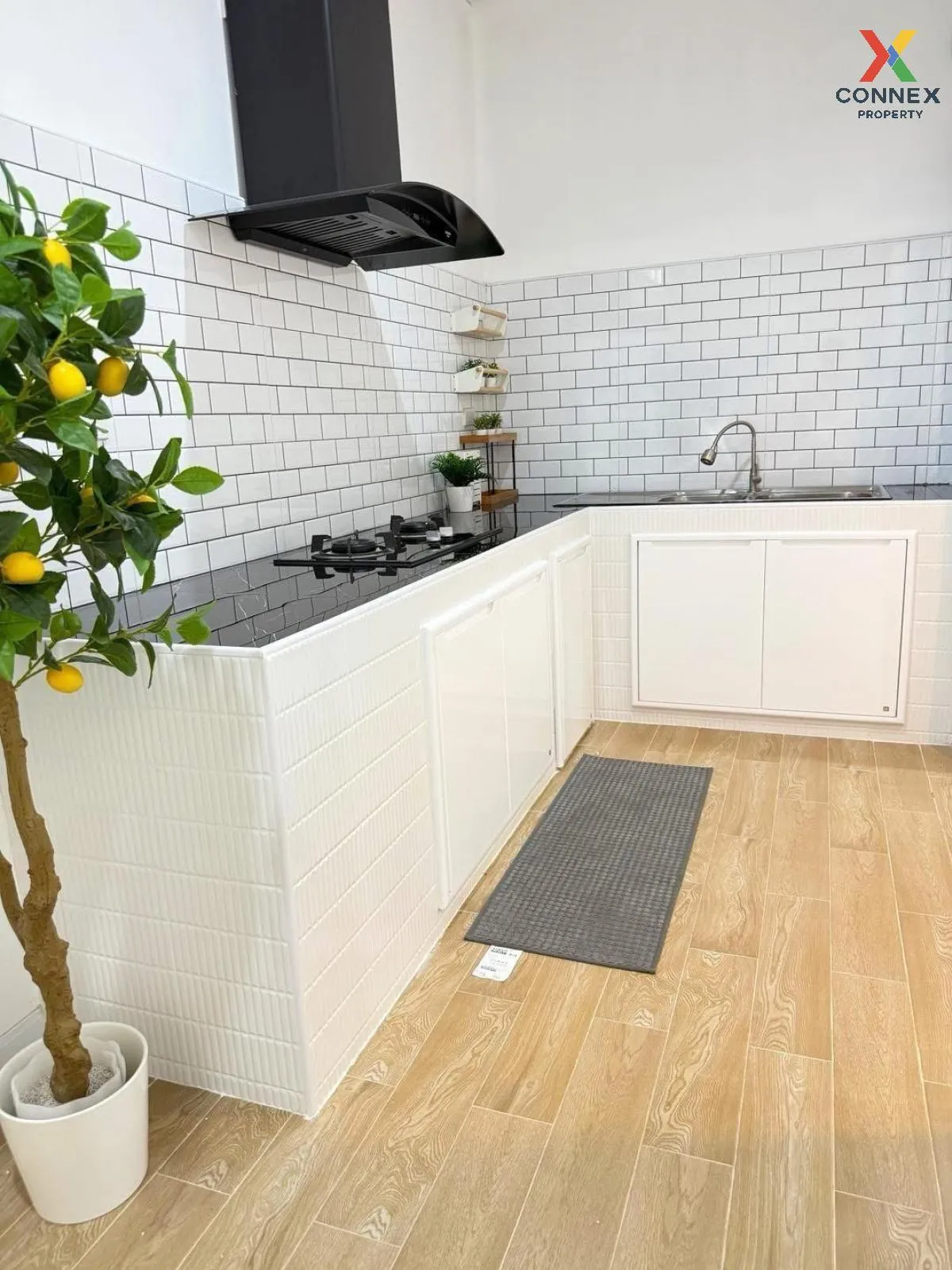 ขายทาวน์เฮ้าส์/ทาวน์โฮม  อมรทรัพย์ เลียบวารี รีโนเวทใหม่ โคกแฝด เ