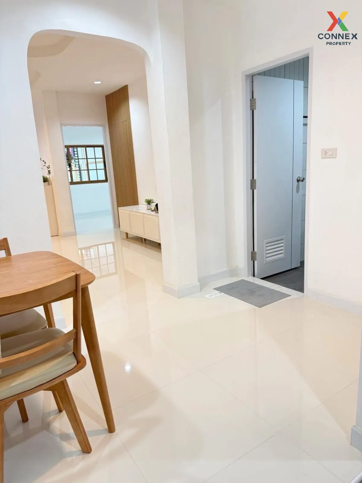 ขายทาวน์เฮ้าส์/ทาวน์โฮม  อมรทรัพย์ เลียบวารี รีโนเวทใหม่ โคกแฝด เ