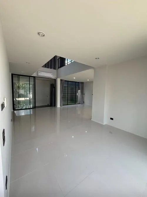 เช่าบริทตัน ลาดพร้าว 41 วิวสวย ชั้นสูง หน้ากว้าง  แขวงจันทรเกษม เขต ลาดพร้าว กรุงเทพ CX-136489