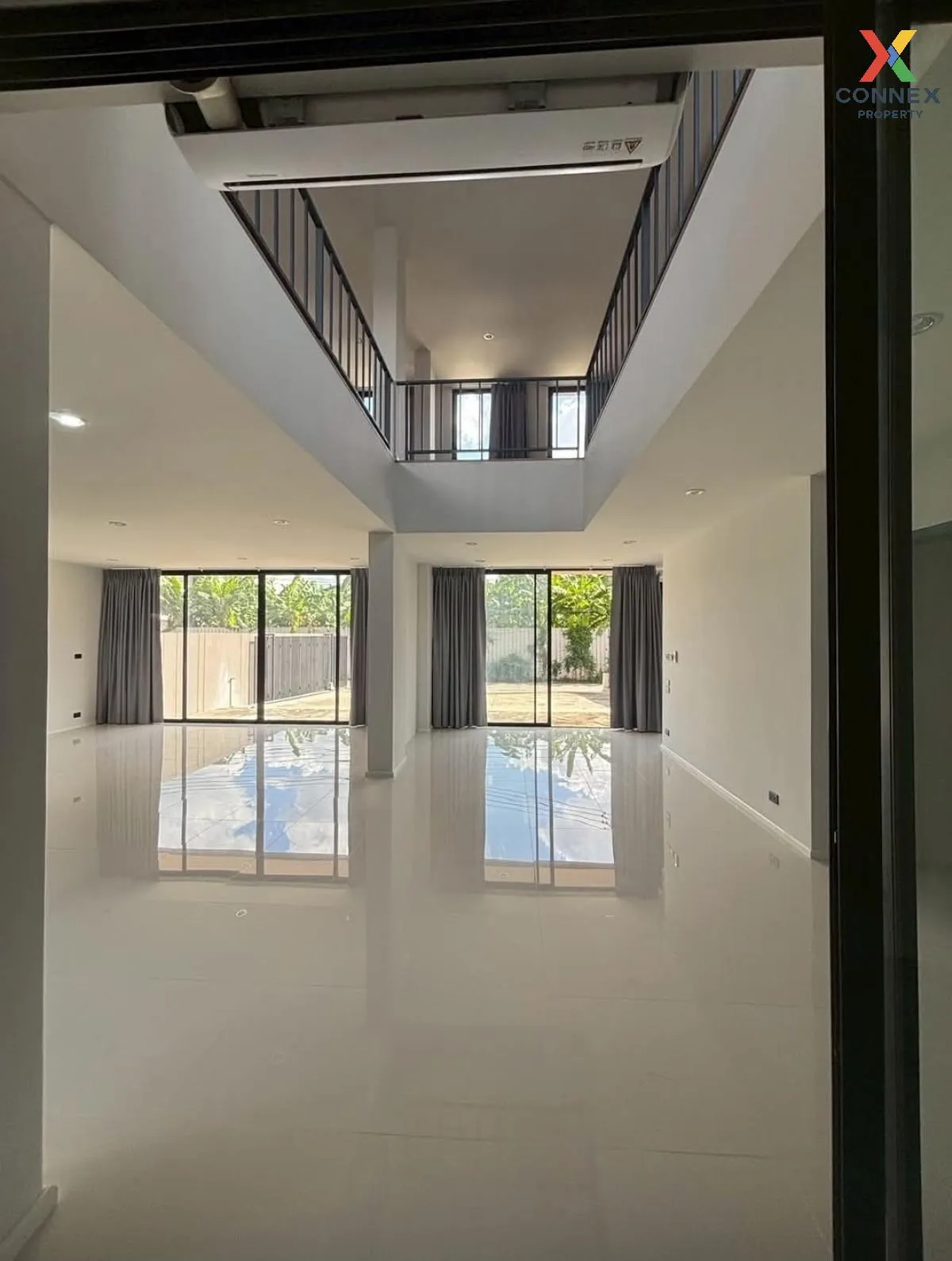 เช่าบริทตัน ลาดพร้าว 41 ชั้นสูง หน้ากว้าง รีโนเวทใหม่  แขวงจันทรเ 1