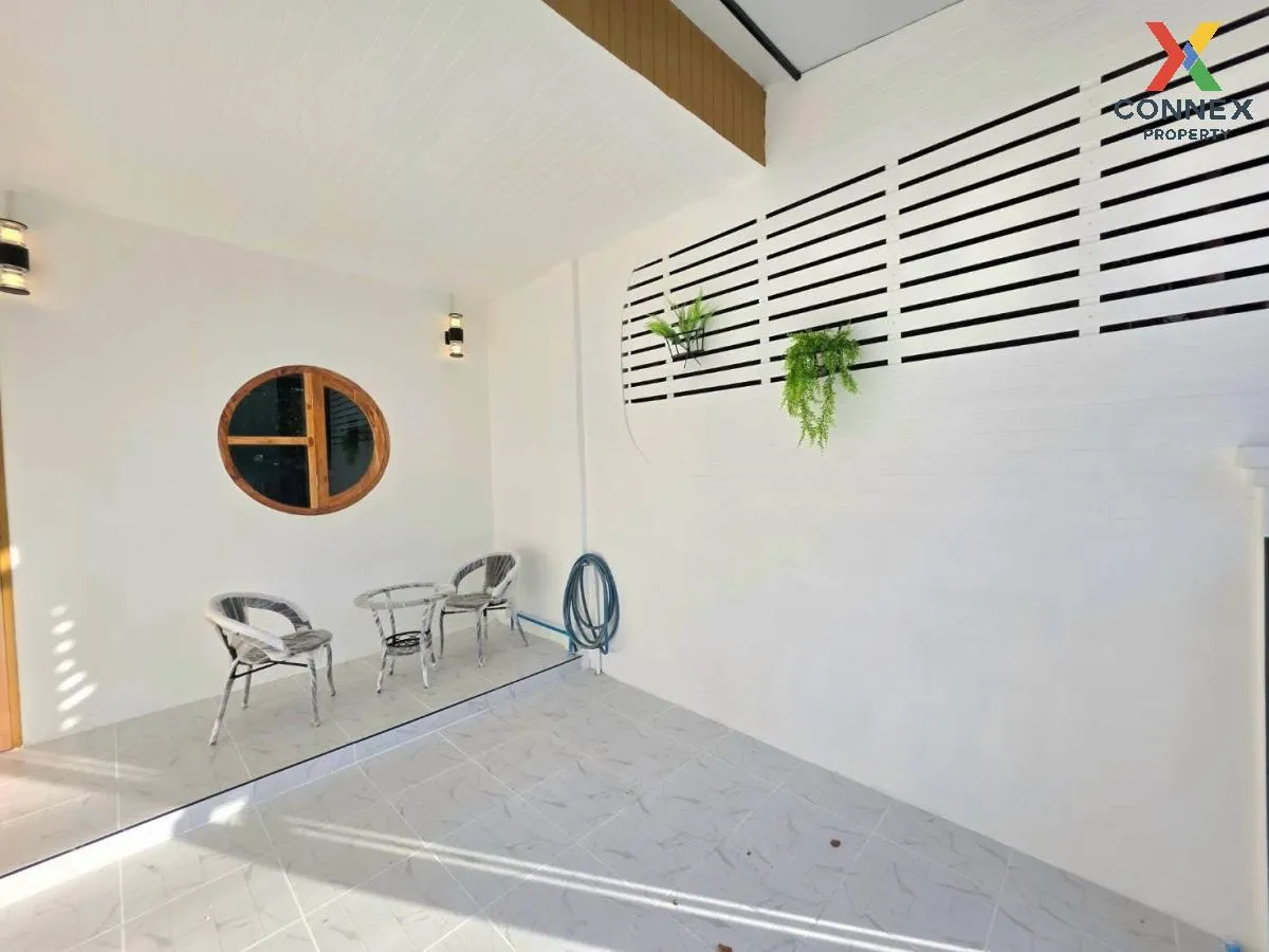 For Sale Townhouse/Townhome  , Phatthanasuk 2 , newly renovated , 3