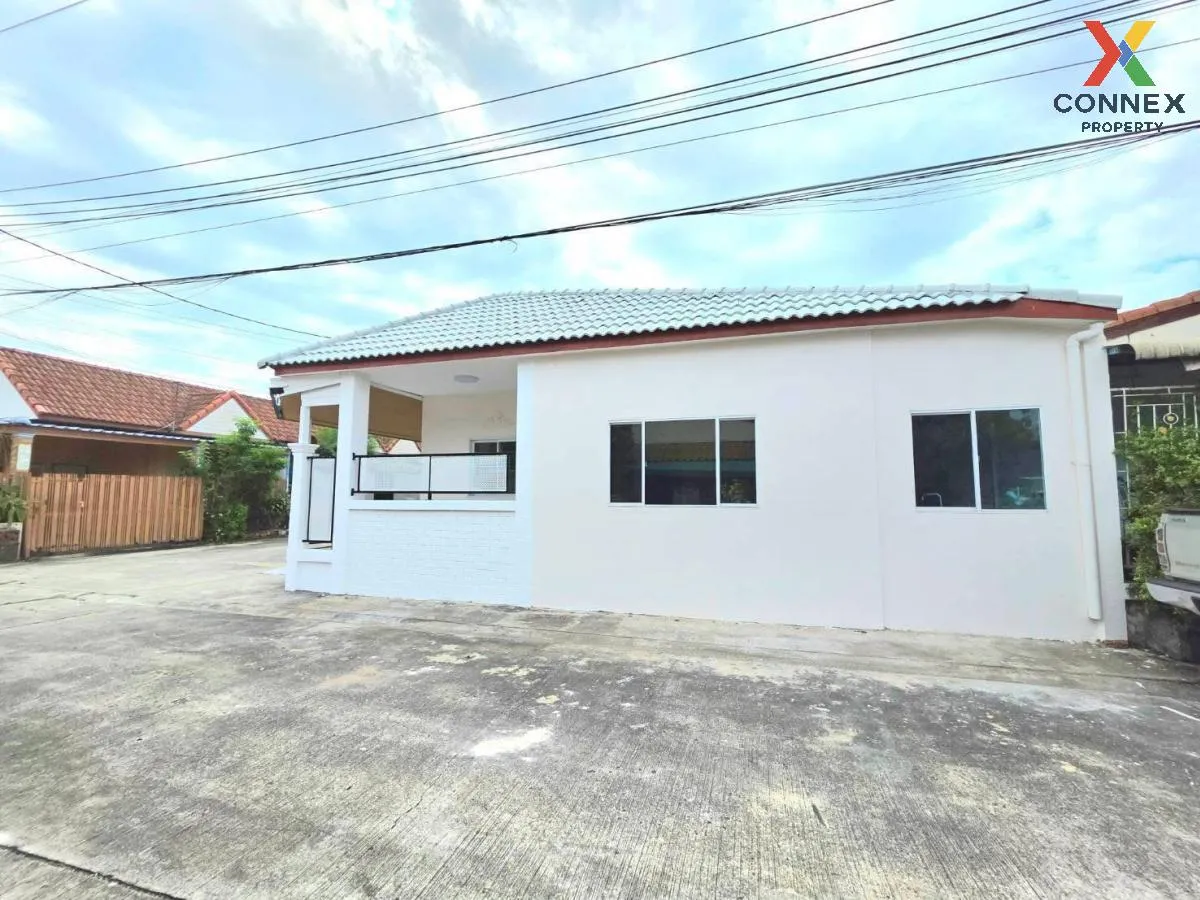 ขายทาวน์เฮ้าส์/ทาวน์โฮม  อรัญญาวิลล์ ห้องมุม รีโนเวทใหม่ แพรกษา เ 4