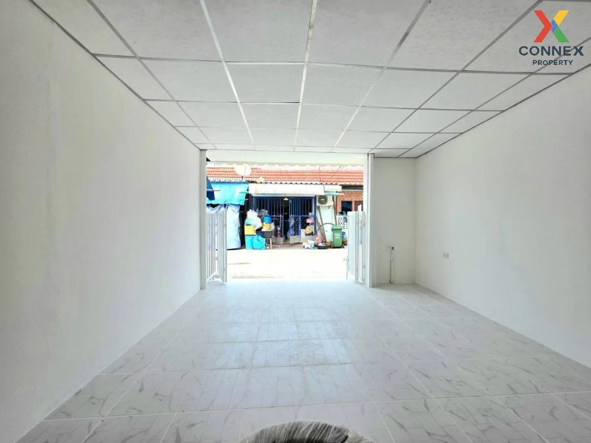 ขายทาวน์เฮ้าส์/ทาวน์โฮม  บ้านเพชรงาม แพรกษา รีโนเวทใหม่ แพรกษา เม 3