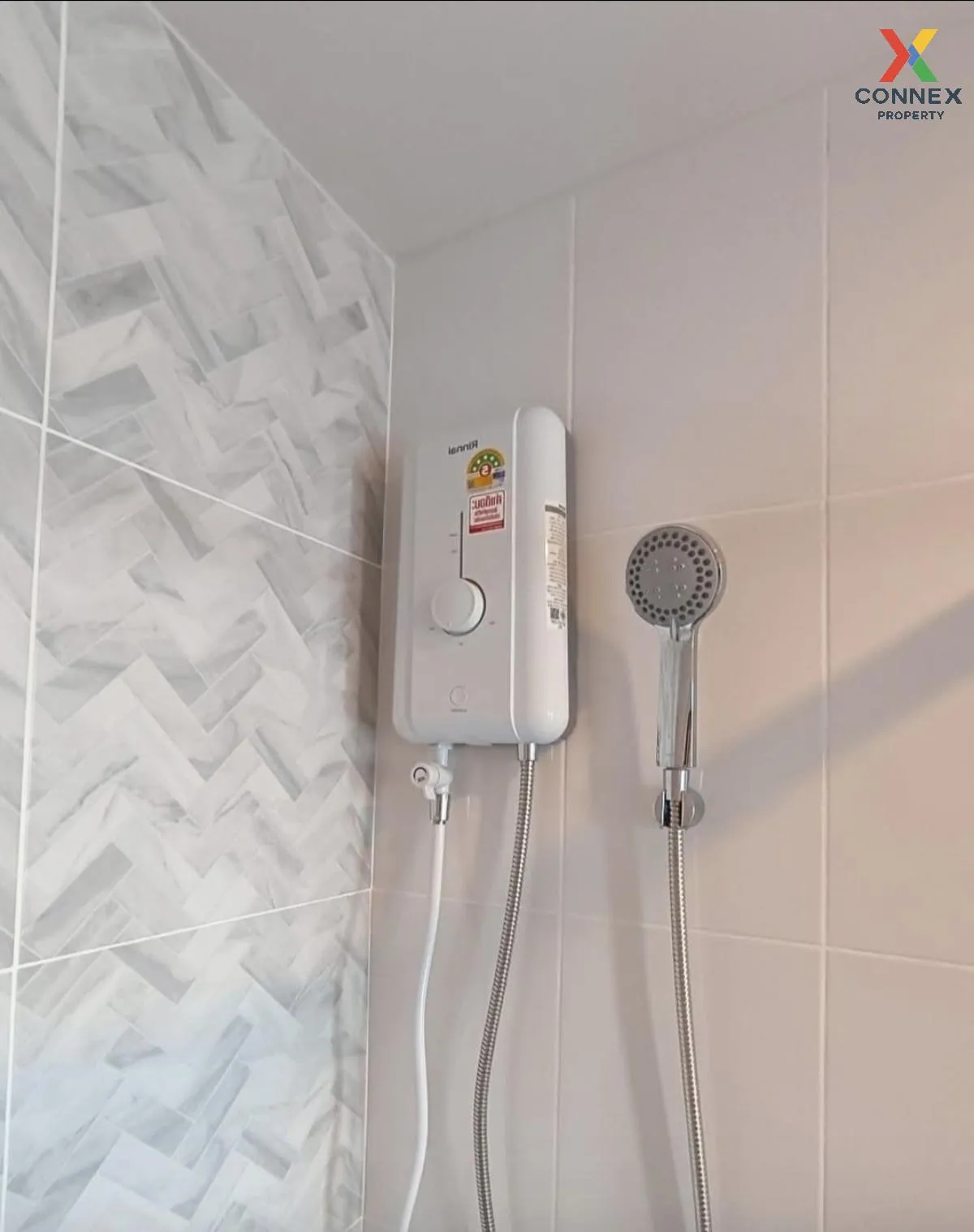 เช่าคอนโด  รีเจ้นท์ โฮม วุฒากาศ วิวสวย ชั้นสูง รีโนเวทใหม่ ตลาดพล