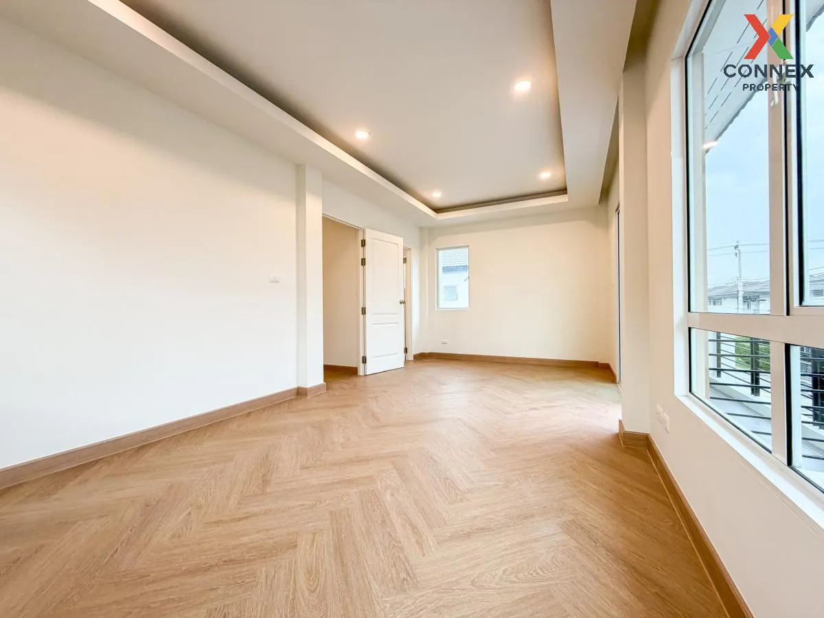 For Sale House , Centro Westgate , MRT-Khong Bang Phai , Bang Mae