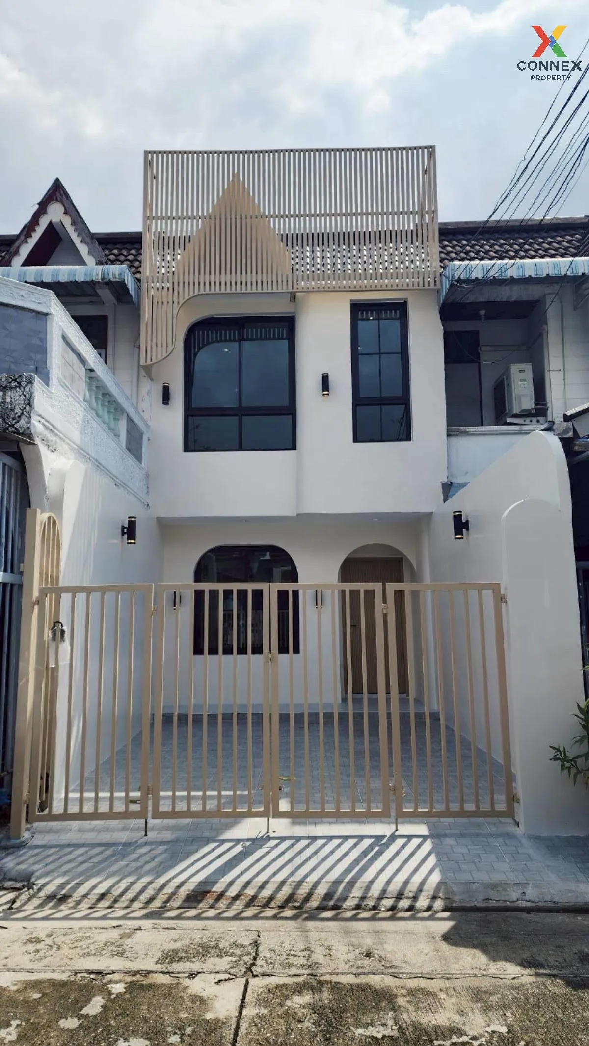 ขายบ้าน  บ้าน อยู่เจริญ ลาดพร้าว 101 รีโนเวทใหม่ MRT-ลาดพร้าว 101 1