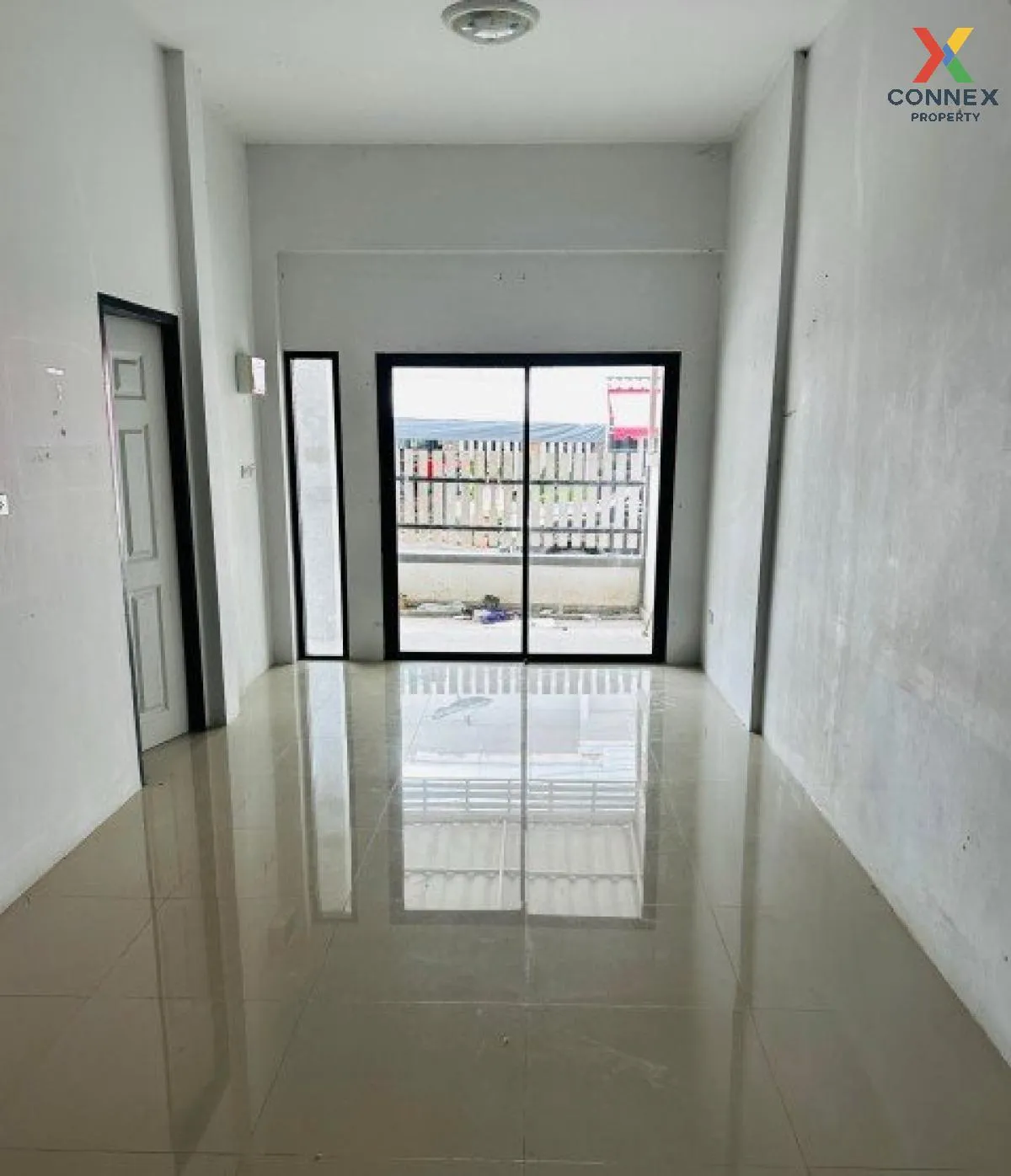 For Sale Townhouse/Townhome  , Romyen 2 Pluakdaeng - Wangtapin , 