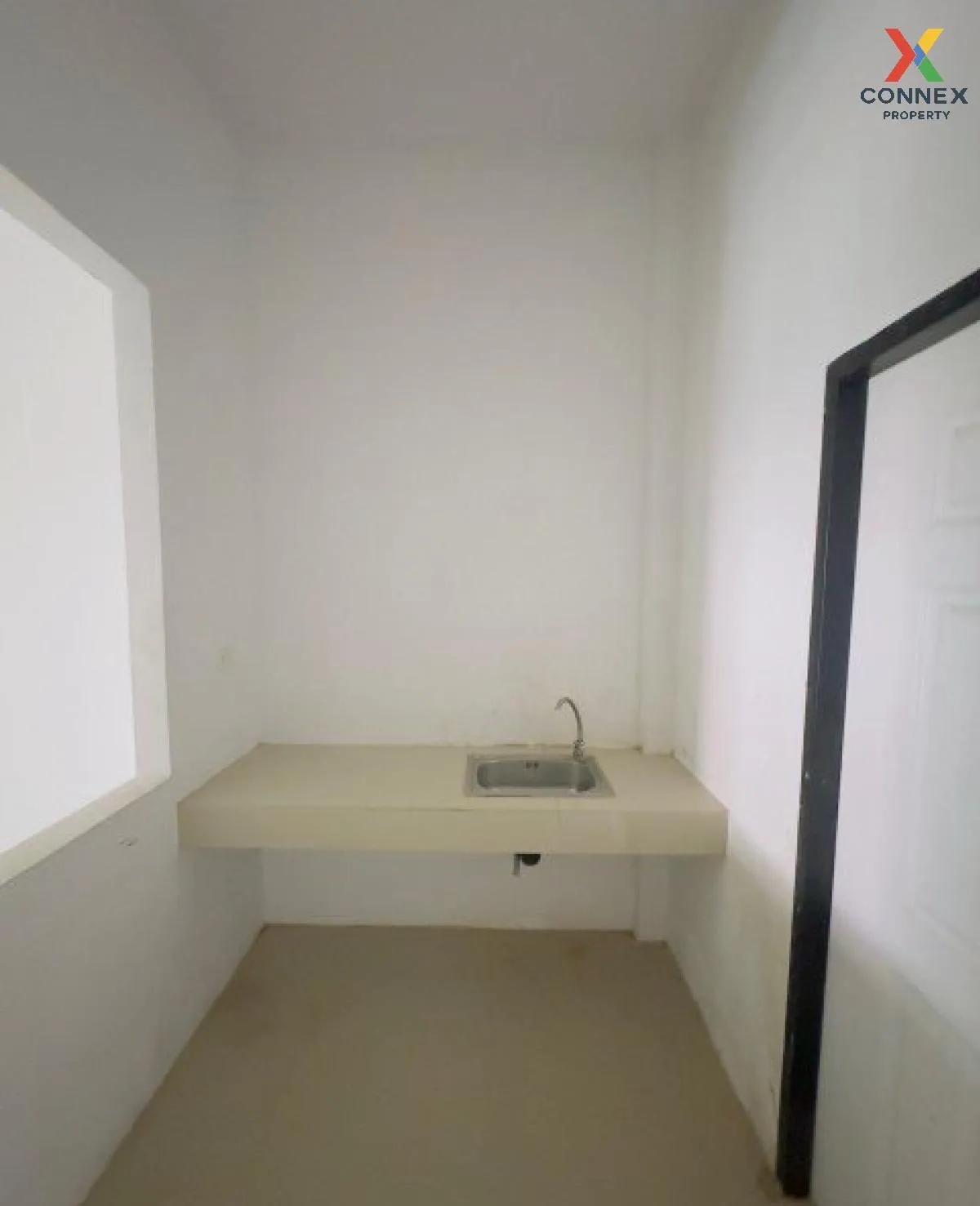 For Sale Townhouse/Townhome  , Romyen 2 Pluakdaeng - Wangtapin , 