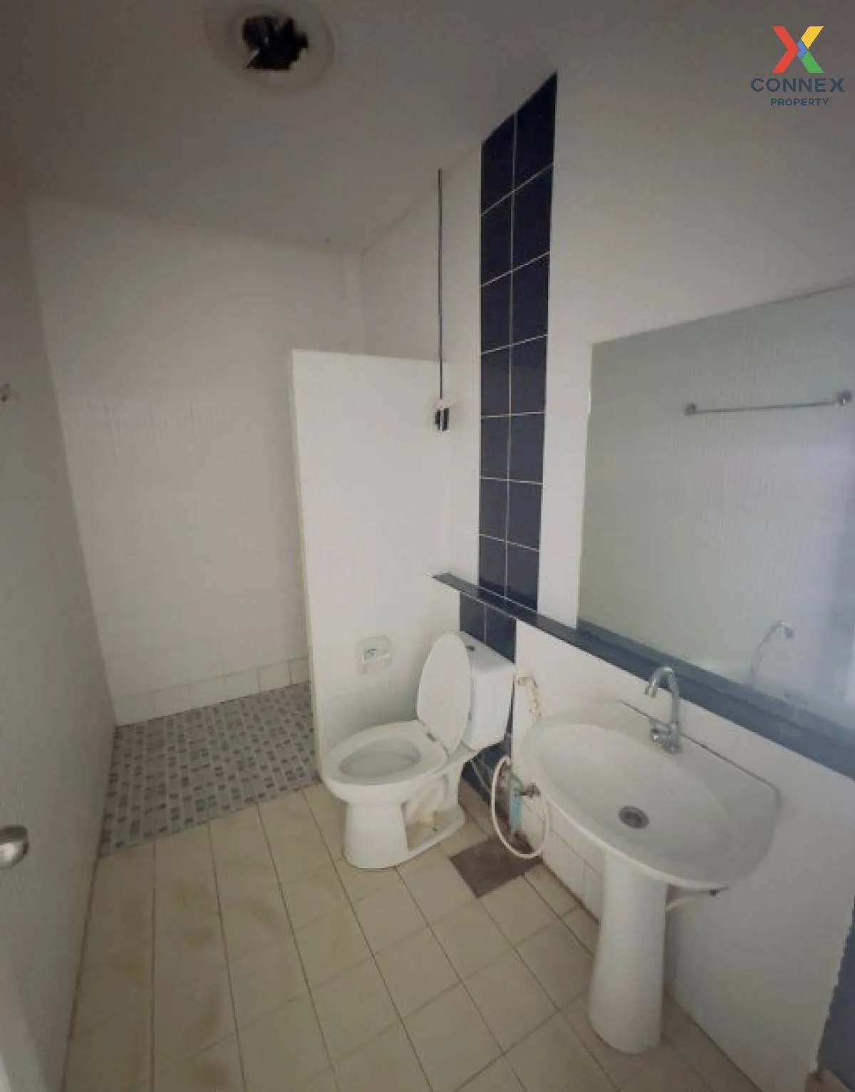 For Sale Townhouse/Townhome  , Romyen 2 Pluakdaeng - Wangtapin , 