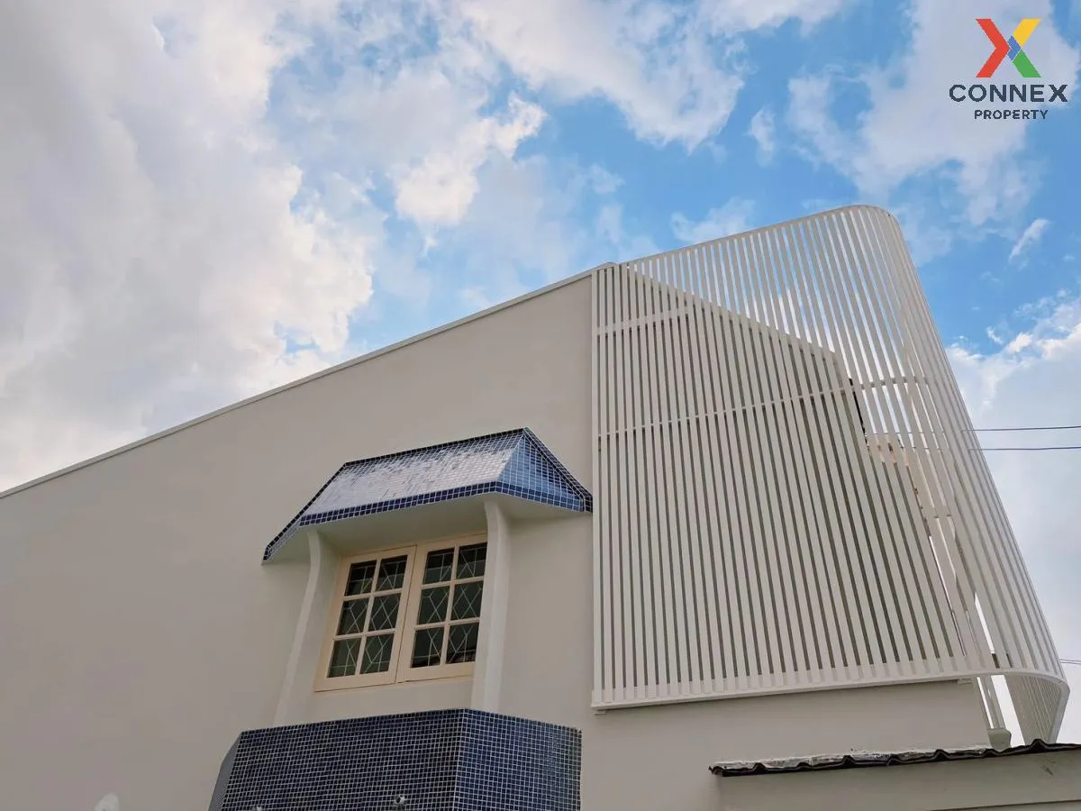 For Sale Townhouse/Townhome  , Baan U Charoen Lat Phrao 101 , new 4