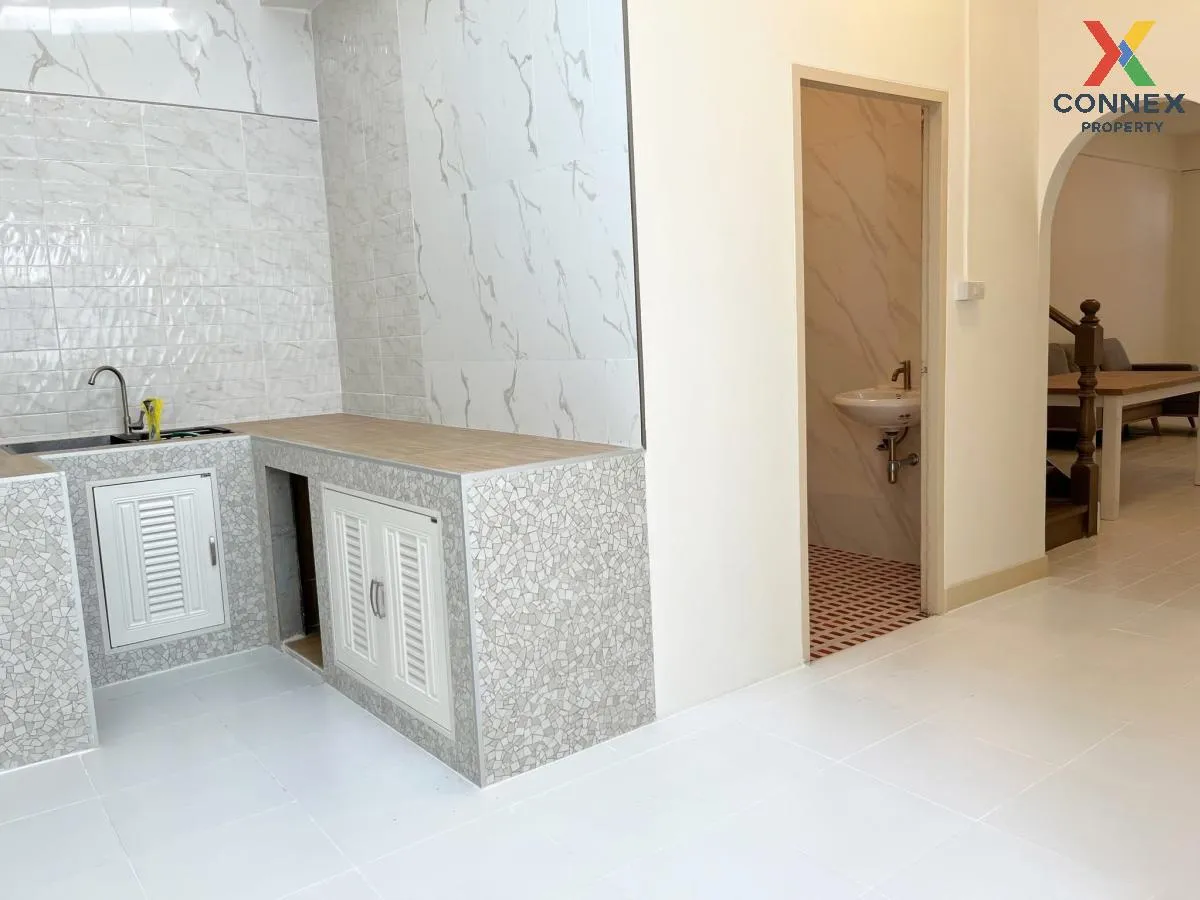 For Sale Townhouse , Baan U Charoen , Hua Mak , Bang Kapi , Bangk