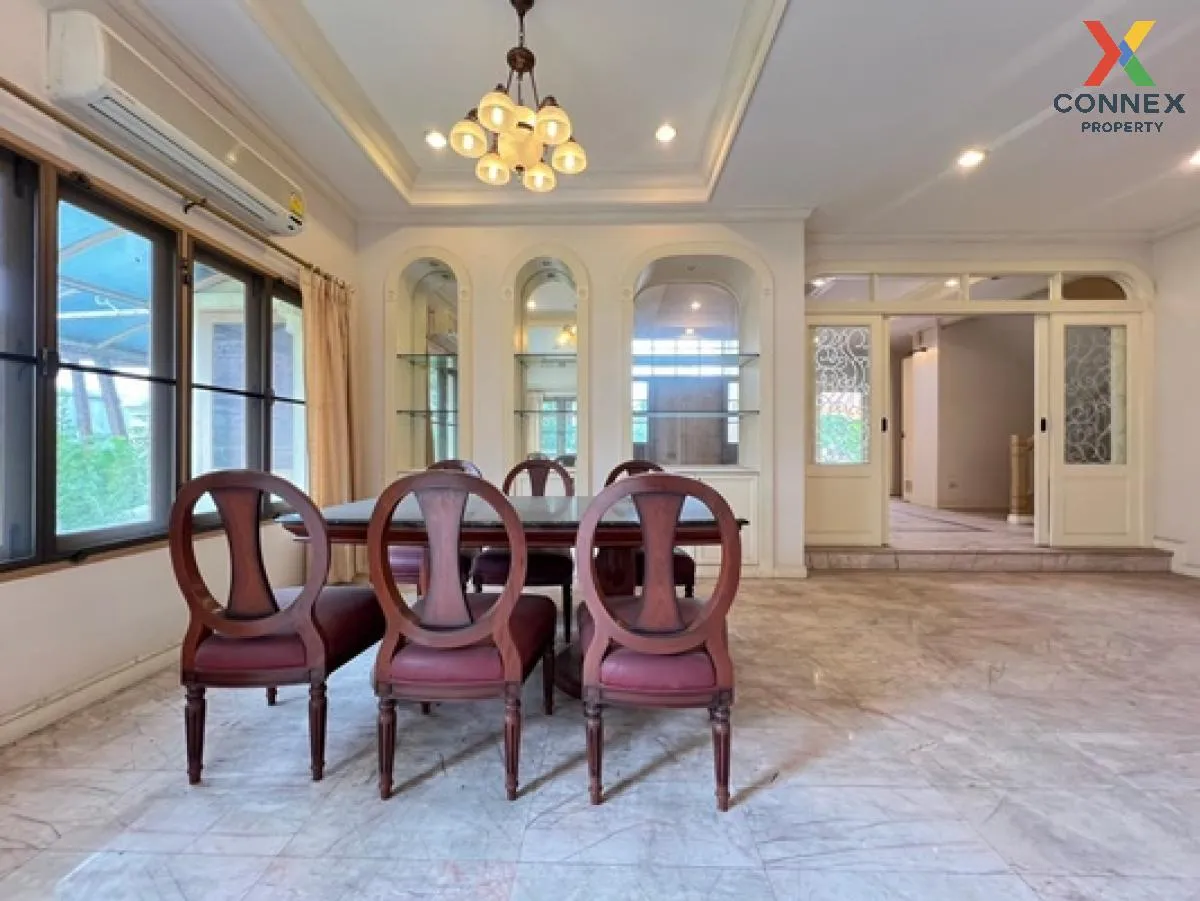 ขายบ้าน  ลดาวัลย์ ศรีนครินทร์ ชั้นสูง ห้องมุม หน้ากว้าง บางแก้ว บ