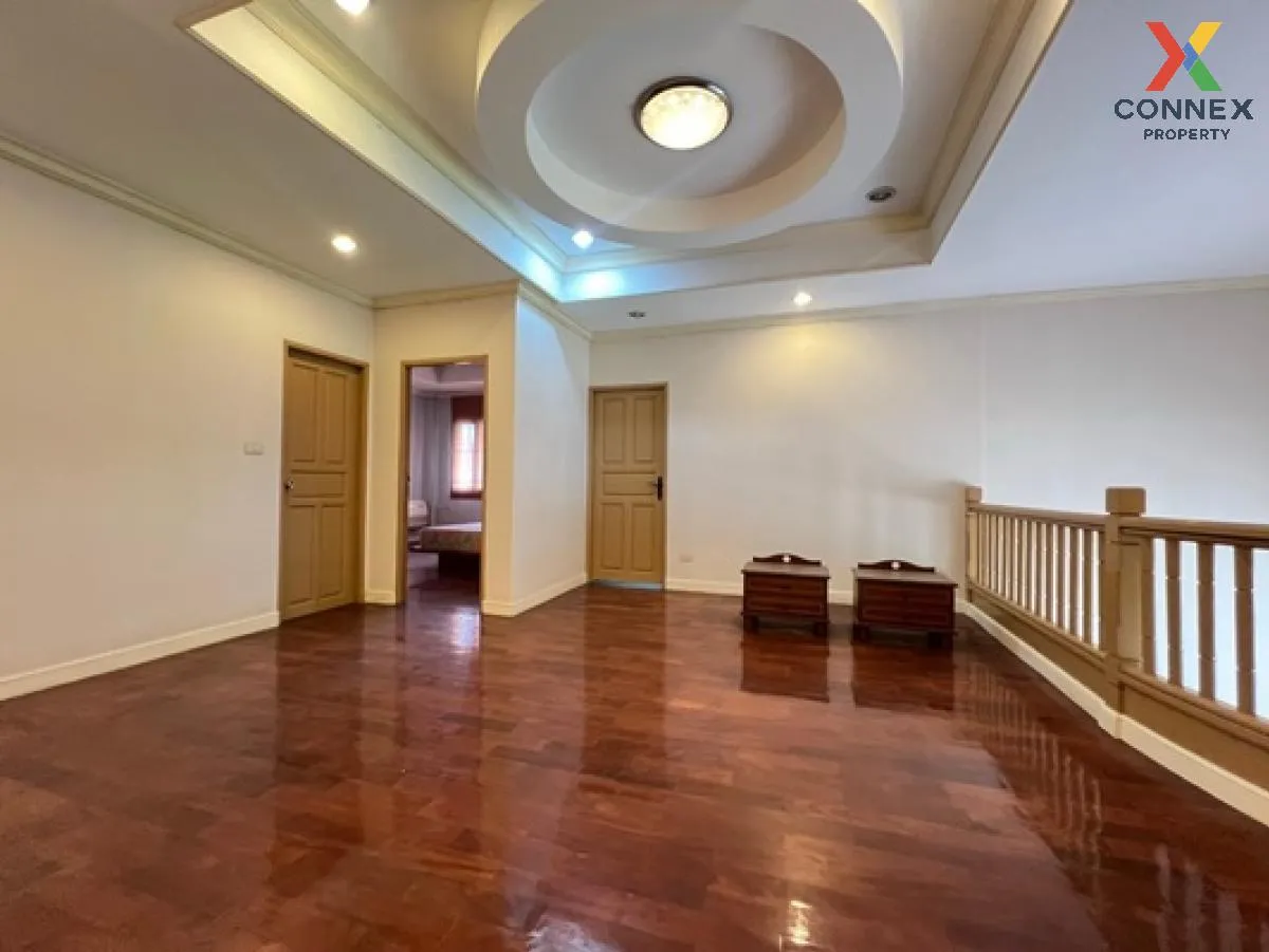 ขายบ้าน  ลดาวัลย์ ศรีนครินทร์ ชั้นสูง ห้องมุม หน้ากว้าง บางแก้ว บ