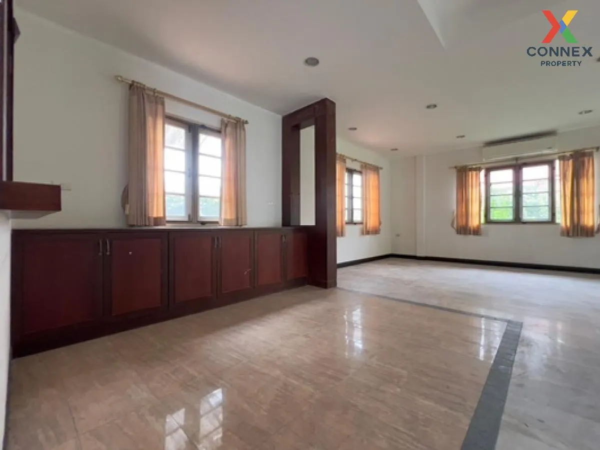 ขายบ้าน  ลดาวัลย์ ศรีนครินทร์ หน้ากว้าง บางแก้ว บางพลี สมุทรปรากา