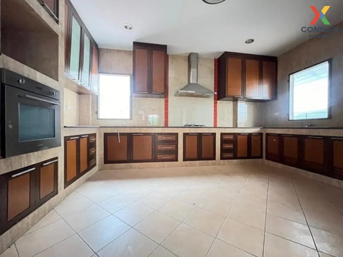 ขายบ้าน  ลดาวัลย์ ศรีนครินทร์ หน้ากว้าง บางแก้ว บางพลี สมุทรปรากา