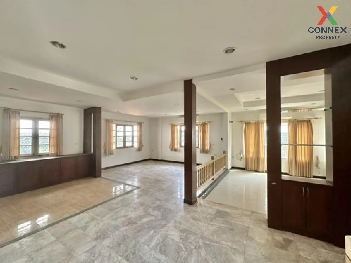 ขายบ้าน  ลดาวัลย์ ศรีนครินทร์ หน้ากว้าง บางแก้ว บางพลี สมุทรปรากา