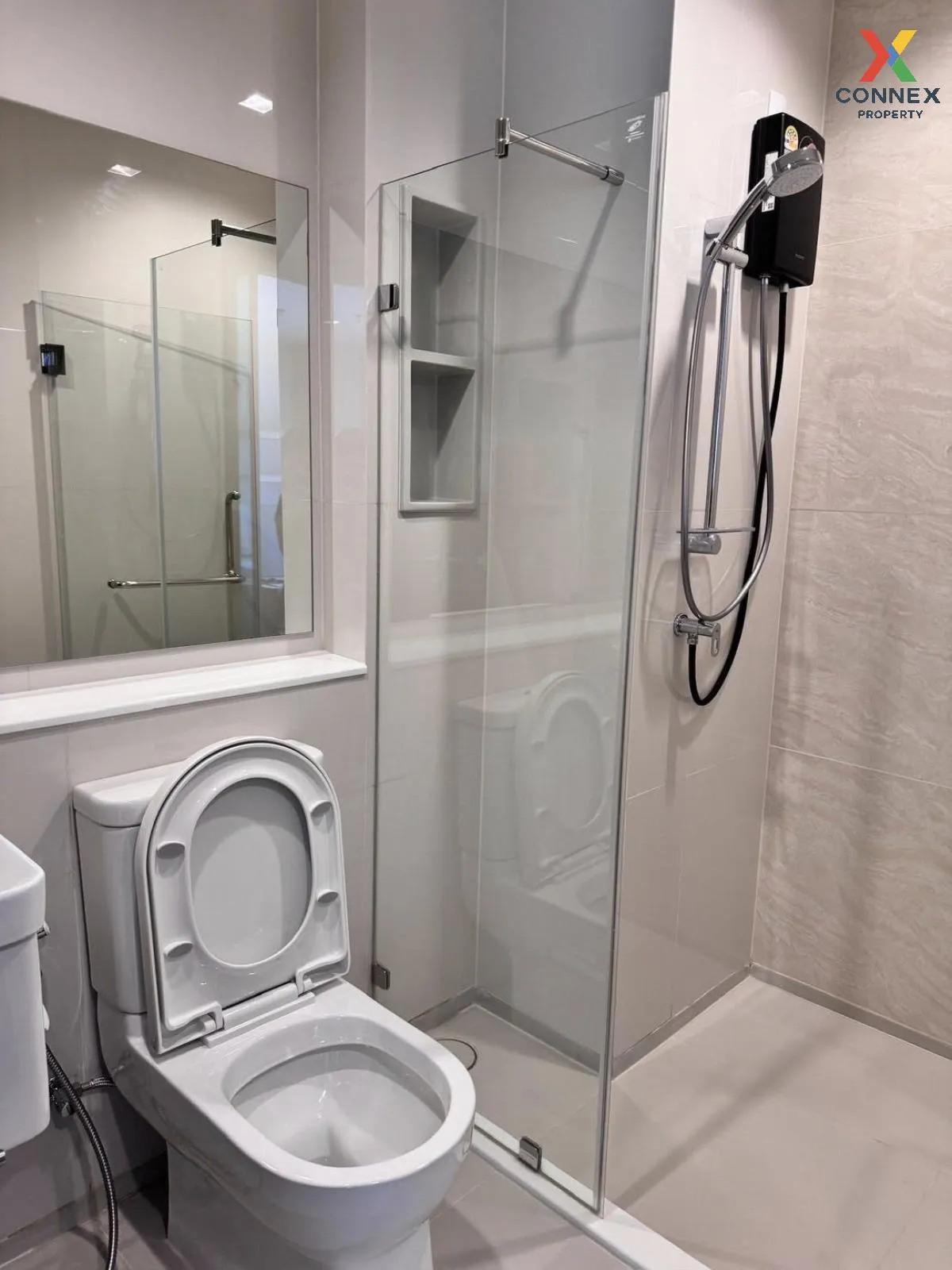 เช่าคอนโด  ไลฟ์ ลาดพร้าว แวลลีย์ BTS-ห้าแยกลาดพร้าว จอมพล  เขต จต