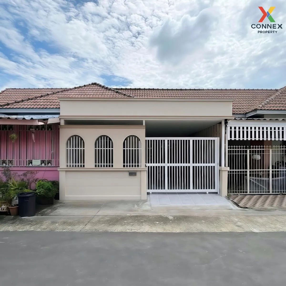 ขายทาวน์เฮ้าส์/ทาวน์โฮม  นิราวิลล์ เอกชัย - โพธิ์แจ้ บางน้ำจืด เม 1