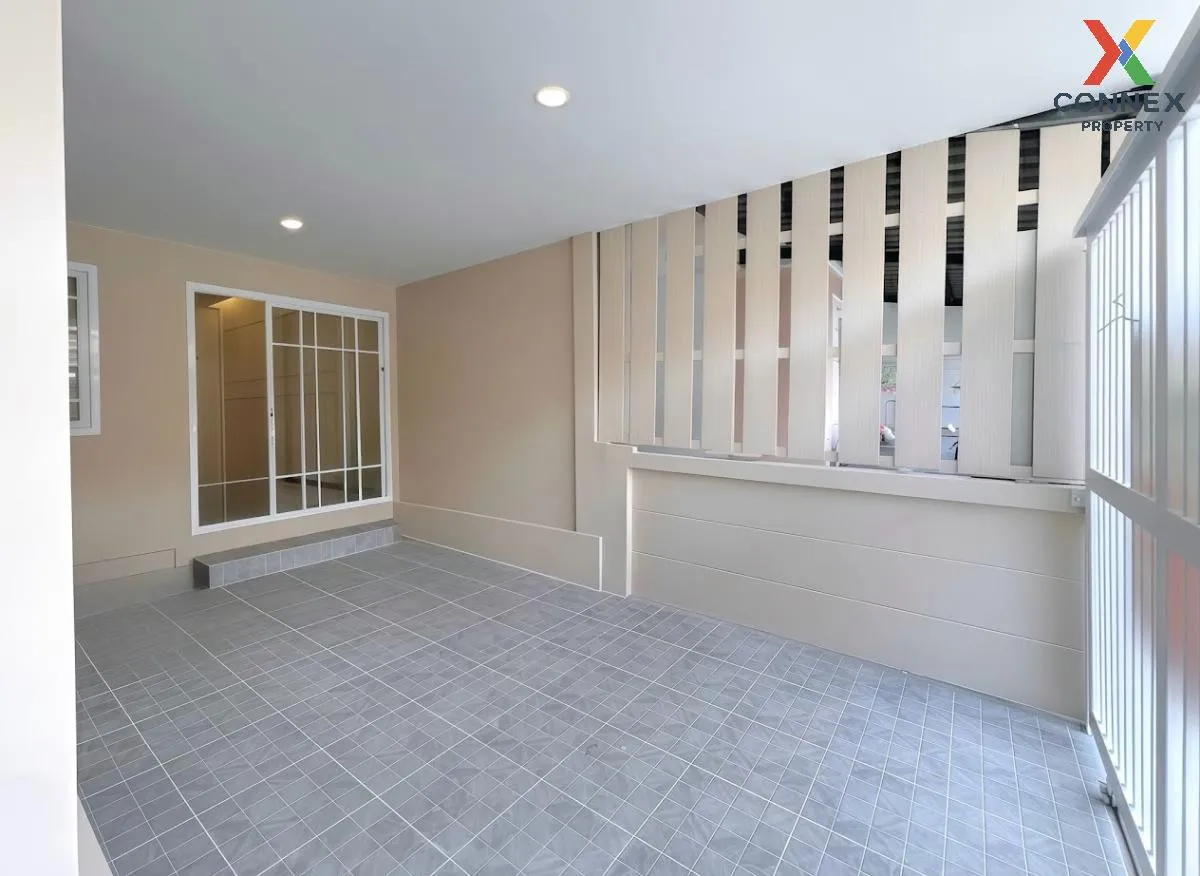 ขายทาวน์เฮ้าส์/ทาวน์โฮม  นิราวิลล์ เอกชัย - โพธิ์แจ้ บางน้ำจืด เม